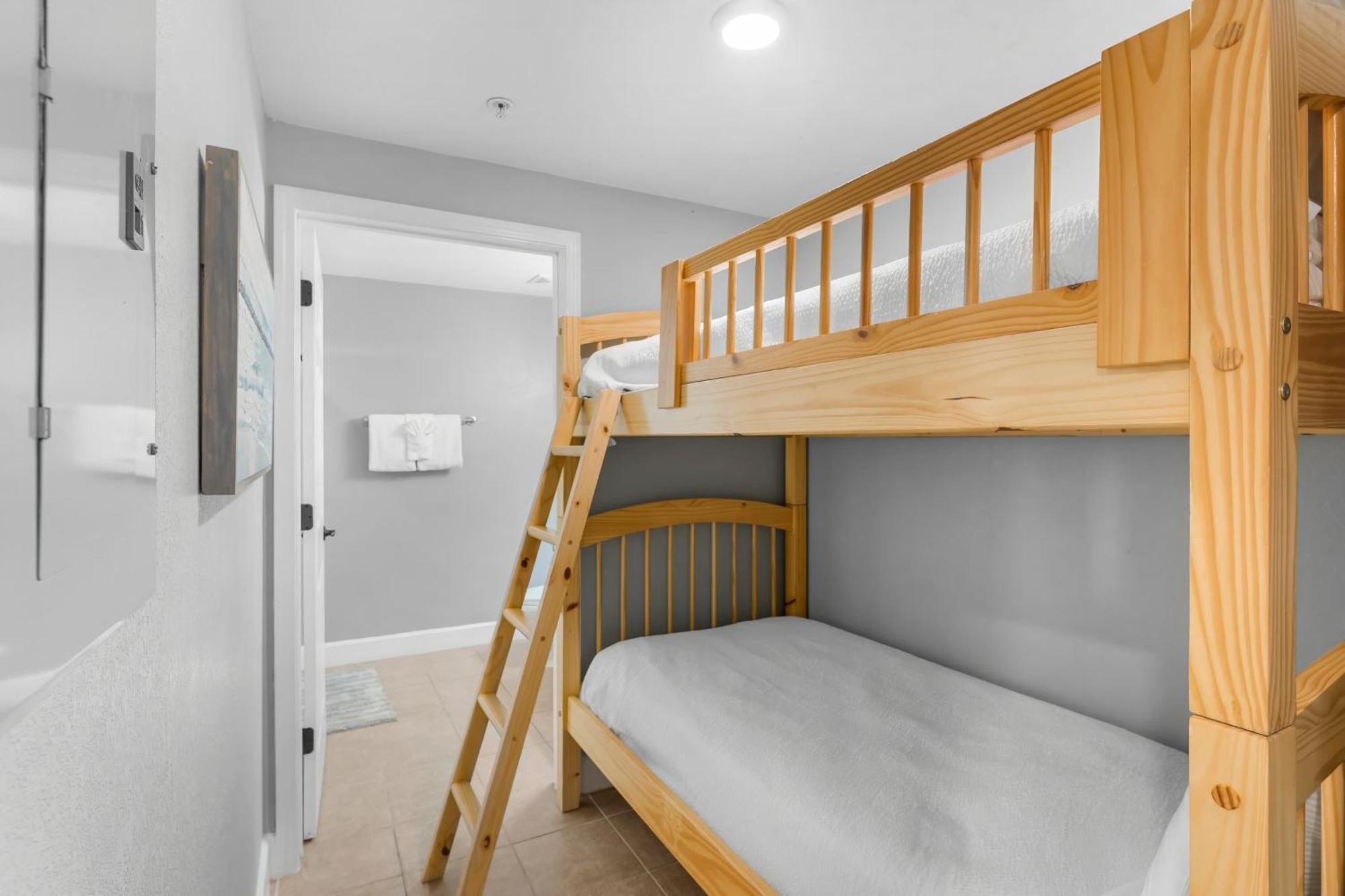 Tidewater Beach Resort By Panhandle Getaways Panama City Beach Bilik gambar